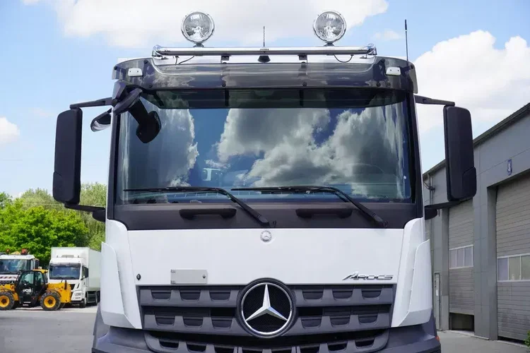 Mercedes Arocs 1827 / 10 tys. km / 4x4 / plandeka 14 EPAL zdjęcie 18