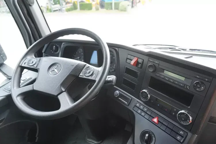 Mercedes Arocs 1827 / 10 tys. km / 4x4 / plandeka 14 EPAL zdjęcie 24