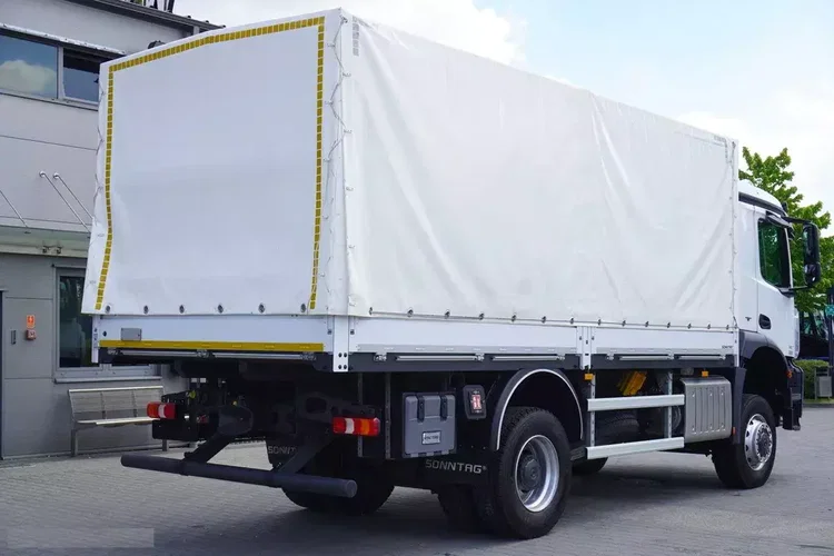 Mercedes Arocs 1827 / 10 tys. km / 4x4 / plandeka 14 EPAL zdjęcie 4