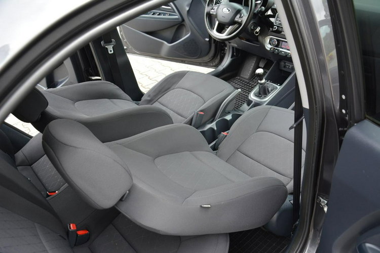 Kia Rio Klimatronic Grzane fotele Grzana kierownica Parktronic z Niemiec zdjęcie 13
