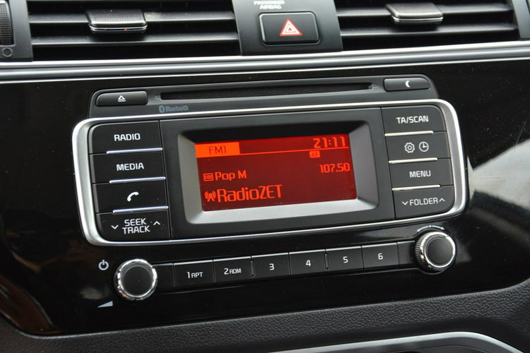 Kia Rio Klimatronic Grzane fotele Grzana kierownica Parktronic z Niemiec zdjęcie 22