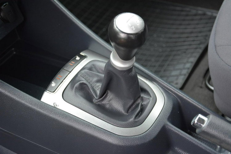Kia Rio Klimatronic Grzane fotele Grzana kierownica Parktronic z Niemiec zdjęcie 23