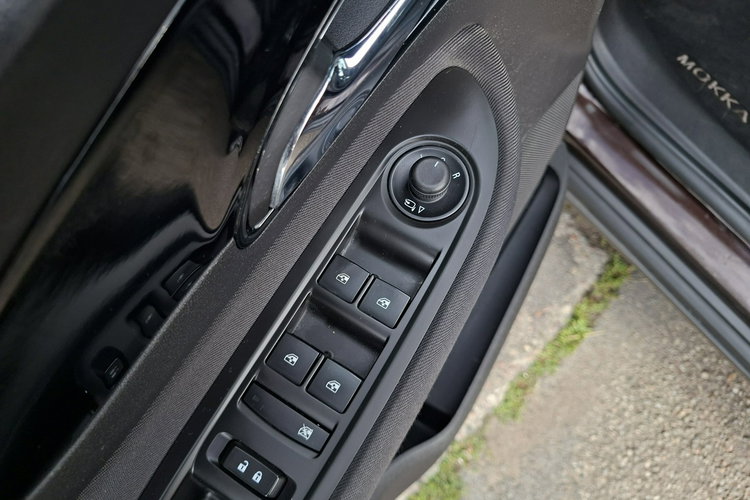 Opel Mokka X 4x4, Automat, Klimatronic 2-stref, Podgrz fotele i kierownica, CarPlay zdjęcie 15