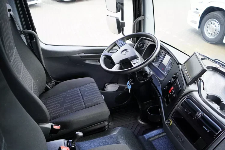 Mercedes ATEGO / 1530 / ACC / E 6 / BURTOPLANDEKA + WINDA / 18 PALET / 57 000 KM zdjęcie 13