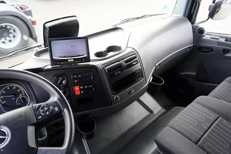 Mercedes ATEGO / 1530 / ACC / E 6 / BURTOPLANDEKA + WINDA / 18 PALET / 57 000 KM zdjęcie 24
