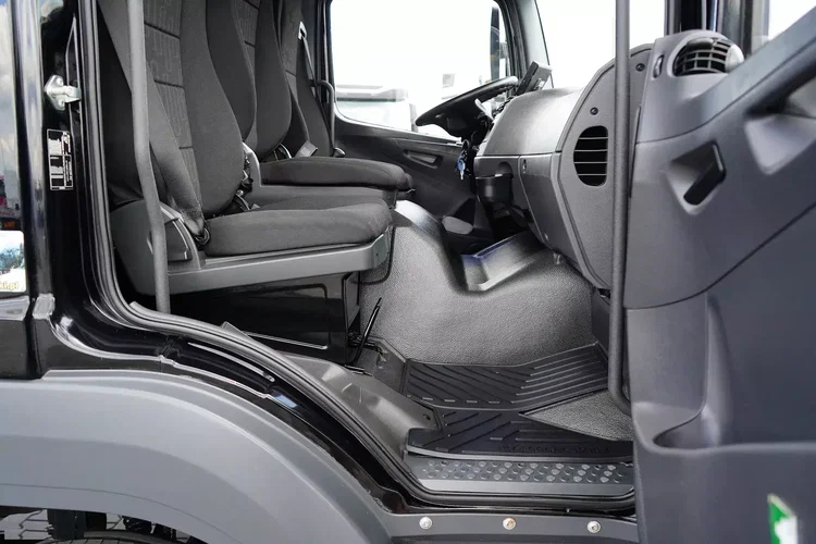 Mercedes ATEGO / 1530 / ACC / E 6 / BURTOPLANDEKA + WINDA / 18 PALET / 57 000 KM zdjęcie 27