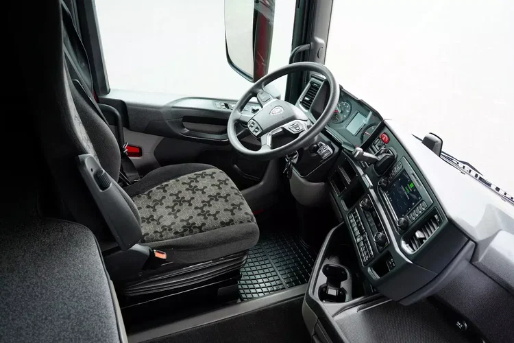 Scania / R 450 / ACC / E 6 / RETARDER / LOW DECK / MEGA / BAKI 1400 L zdjęcie 14