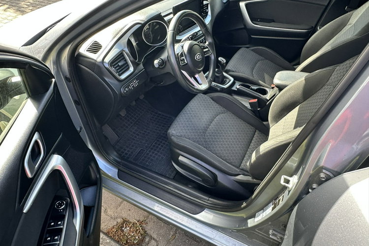 Kia Cee'd GWARANCJA / Pierwszy właściciel / Salon Polska / Zadbany / FV VAT23% zdjęcie 14