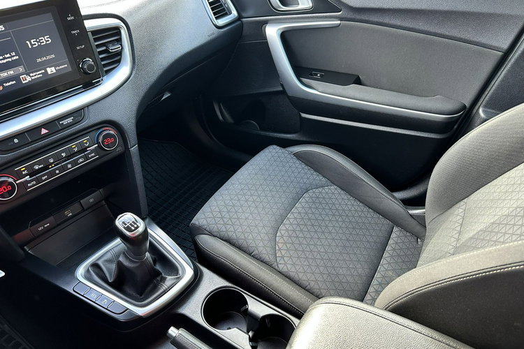 Kia Cee'd GWARANCJA / Pierwszy właściciel / Salon Polska / Zadbany / FV VAT23% zdjęcie 31