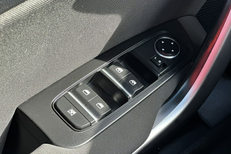 Kia Cee'd GWARANCJA / Pierwszy właściciel / Salon Polska / Zadbany / FV VAT23% zdjęcie 36