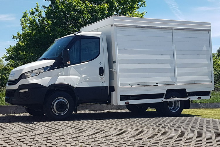 Iveco 70C18 KONTENER ROLETY BOK DO TRANSPORTU WODY 3.23x2.21x1.86 zdjęcie 33