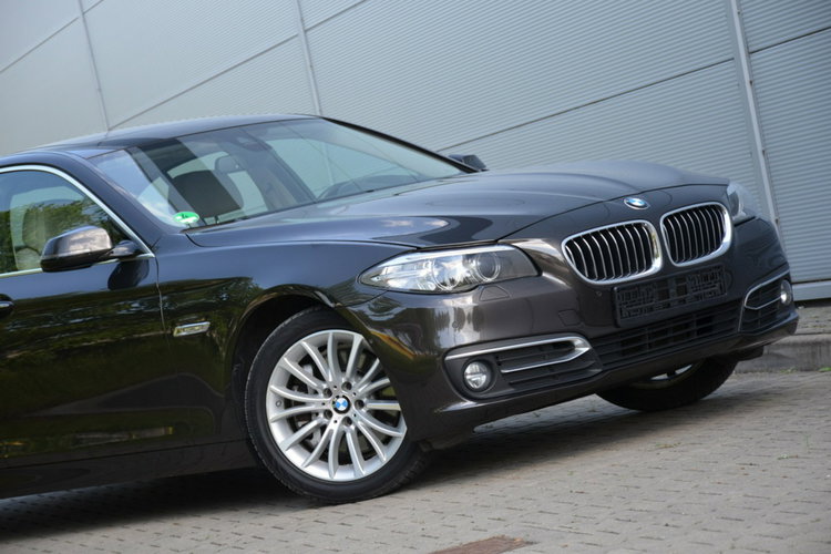 BMW 528 Opłacona 2.0i 245KM Lift Serwis Bi-xenon 6WB Navi Kamera Vat23% zdjęcie 16
