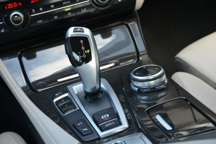BMW 528 Opłacona 2.0i 245KM Lift Serwis Bi-xenon 6WB Navi Kamera Vat23% zdjęcie 37