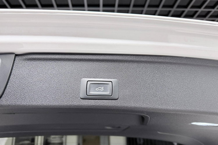 Audi A4 1.4 TFSI 150KM Xenon Navi Grzane Fotele Tempomat 73000km Przebieg zdjęcie 25