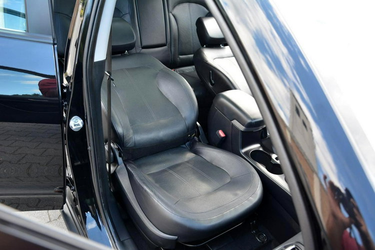 Hyundai ix35 Premium 4WD Skóry Panorama Keyless go Navi Kamera Klimatronic zdjęcie 16