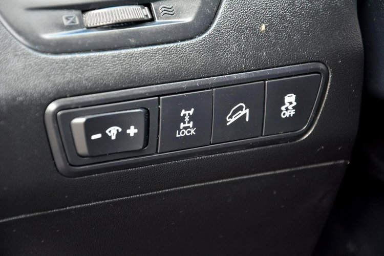 Hyundai ix35 Premium 4WD Skóry Panorama Keyless go Navi Kamera Klimatronic zdjęcie 24