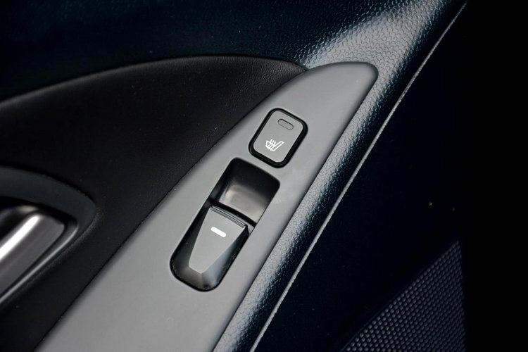 Hyundai ix35 Premium 4WD Skóry Panorama Keyless go Navi Kamera Klimatronic zdjęcie 28