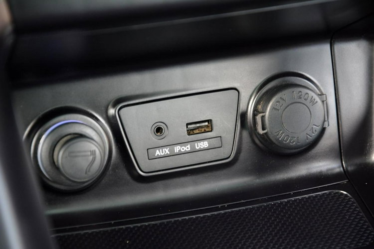 Hyundai ix35 Premium 4WD Skóry Panorama Keyless go Navi Kamera Klimatronic zdjęcie 29