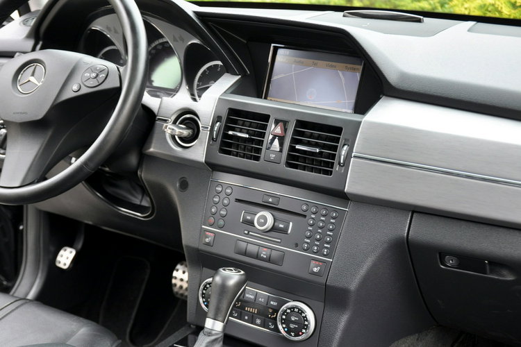 Mercedes GLK 350 3.0CDI(224KM) Xenon Led Navi Skóry Panorama El.Fotele Reling Alu17"ASO zdjęcie 29