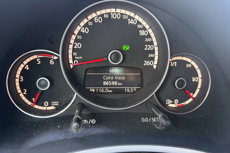 Volkswagen Beetle Gwarancja. Navigacja. Niski przebieg. Automat zdjęcie 22