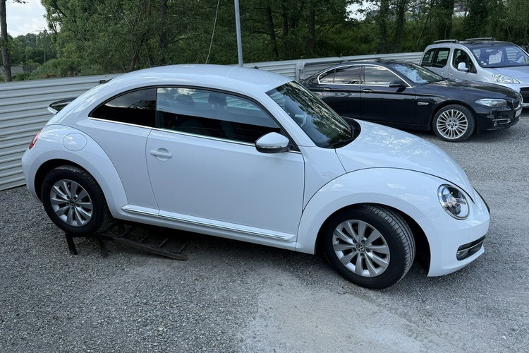 Volkswagen Beetle Gwarancja. Navigacja. Niski przebieg. Automat zdjęcie 6