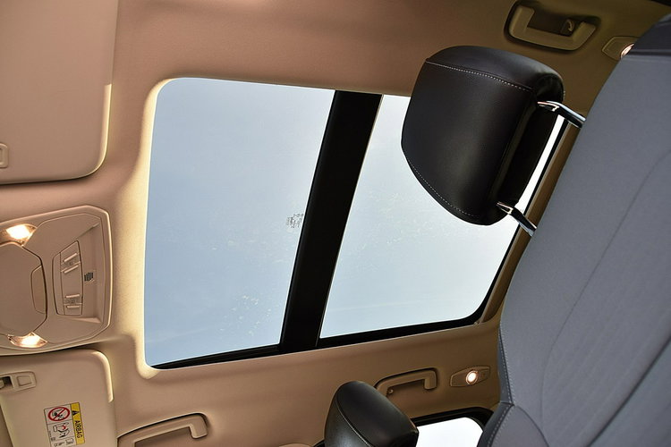 Ford Kuga 2.0TDCI Titanium Pół-skóra Ful-Led Navi Szyber Gwarancja zdjęcie 19