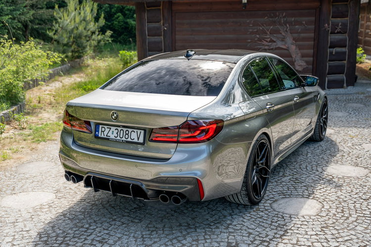 BMW M5 F90 / 4.4 V8 600KM / Harman&Kardon / Concaver / Carbon / Salon PL / FV zdjęcie 13