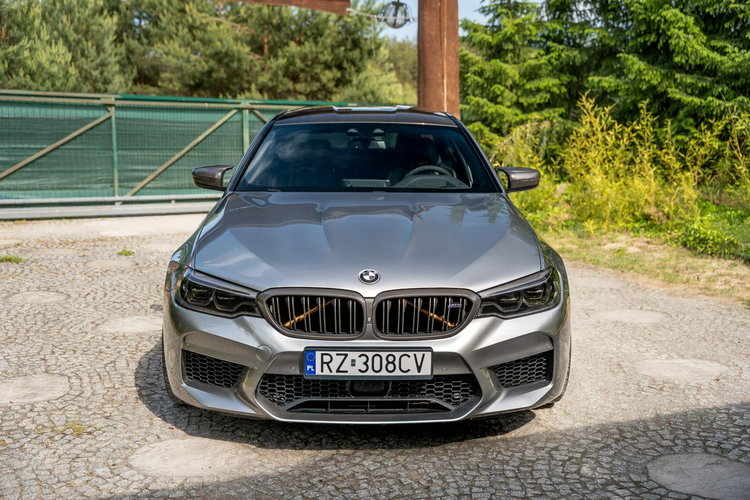 BMW M5 F90 / 4.4 V8 600KM / Harman&Kardon / Concaver / Carbon / Salon PL / FV zdjęcie 23
