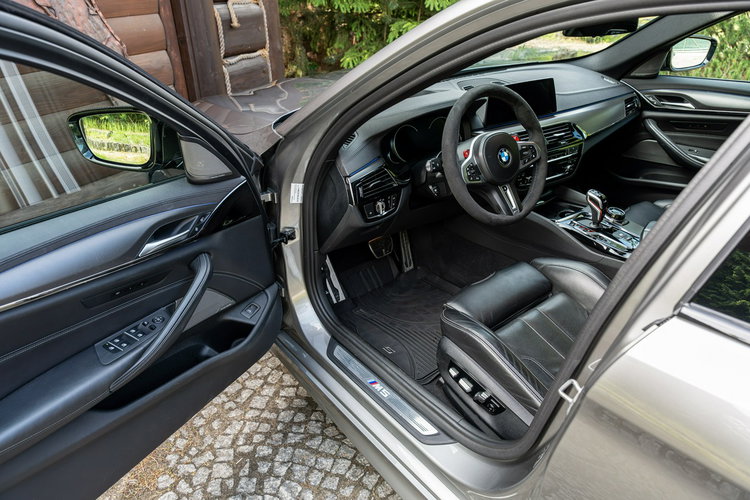 BMW M5 F90 / 4.4 V8 600KM / Harman&Kardon / Concaver / Carbon / Salon PL / FV zdjęcie 33