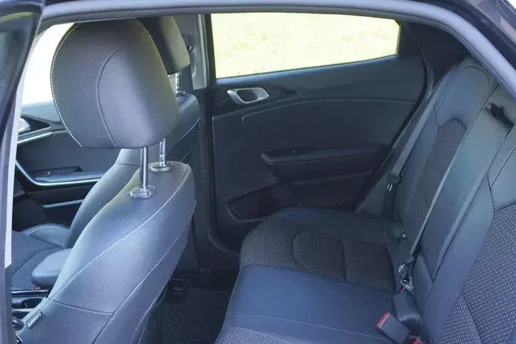 Kia xceed zdjęcie 47