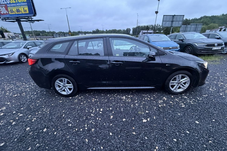 Toyota Corolla Salon Polska Poleasingowy I właściciel Serwis ASO VAT 23% Bezwypadkowy zdjęcie 2