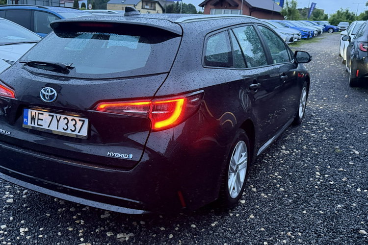 Toyota Corolla Salon Polska Poleasingowy I właściciel Serwis ASO VAT 23% Bezwypadkowy zdjęcie 3