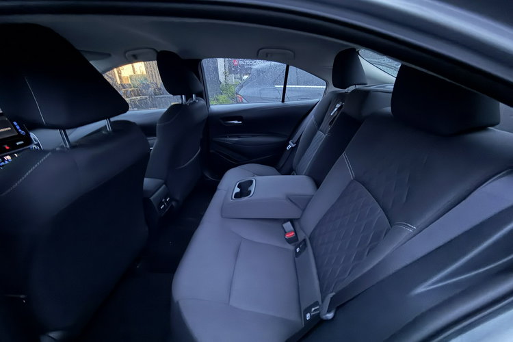 Toyota Corolla Salon Polska Poleasingowy I właściciel Serwis ASO VAT 23% Bezwypadkowy zdjęcie 16