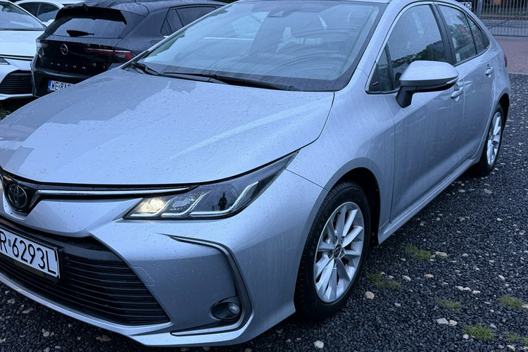 Toyota Corolla Salon Polska Poleasingowy I właściciel Serwis ASO VAT 23% Bezwypadkowy zdjęcie 3