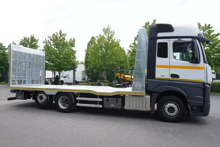 Mercedes Actros 2540 6×2 / 40 tys. km / NOWA laweta 925 cm OCYNK / Kabina 5 siedzeń / zdjęcie 12