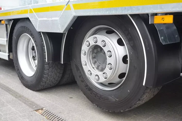 Mercedes Actros 2540 6×2 / 40 tys. km / NOWA laweta 925 cm OCYNK / Kabina 5 siedzeń / zdjęcie 19
