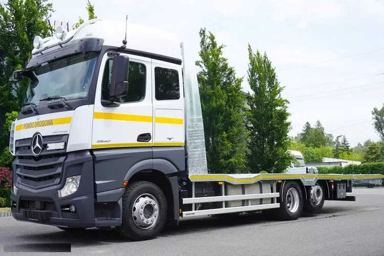 Mercedes Actros 2540 6×2 / 40 tys. km / NOWA laweta 925 cm OCYNK / Kabina 5 siedzeń / zdjęcie 2