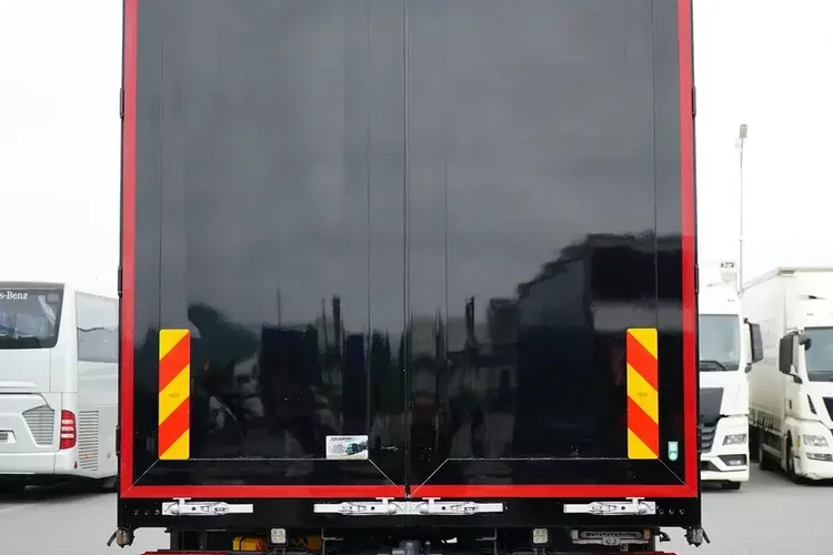 Scania G 320 / E 6 / FIRANKA / 18 PALET / ŁAD. 9040 KG / 120 000 KM zdjęcie 21