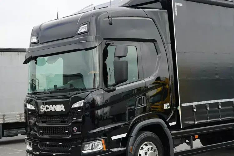 Scania G 320 / E 6 / FIRANKA / 18 PALET / ŁAD. 9040 KG / 120 000 KM zdjęcie 27