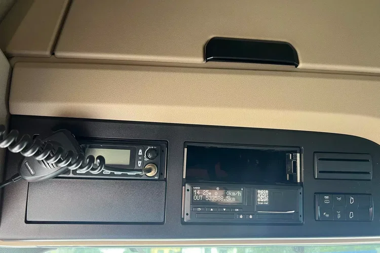 Mercedes ACTROS  prokontraktowy zdjęcie 26