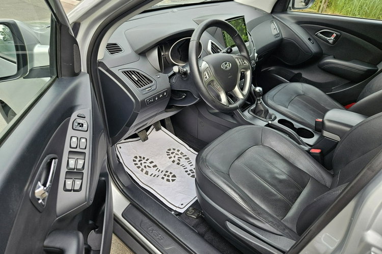 Hyundai ix35 Niski Udokumentowany Przebieg Super Stan Rok GWARANCJI zdjęcie 14