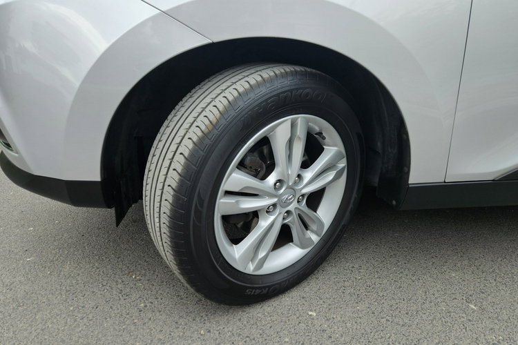 Hyundai ix35 Niski Udokumentowany Przebieg Super Stan Rok GWARANCJI zdjęcie 19