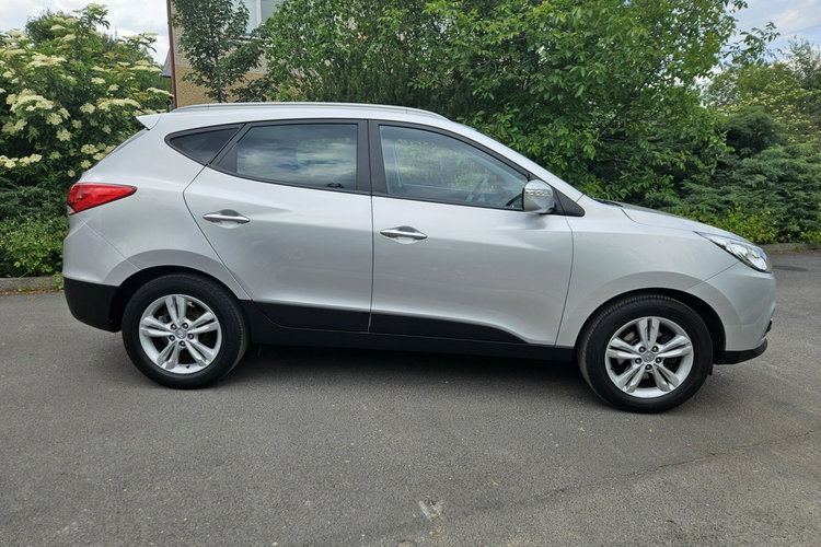 Hyundai ix35 Niski Udokumentowany Przebieg Super Stan Rok GWARANCJI zdjęcie 6