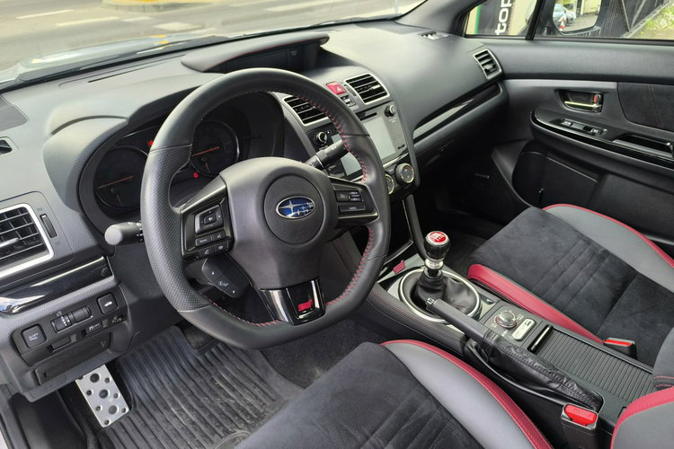 Subaru WRX STi 2.5 Turbo 314KM AWD Manual zdjęcie 22