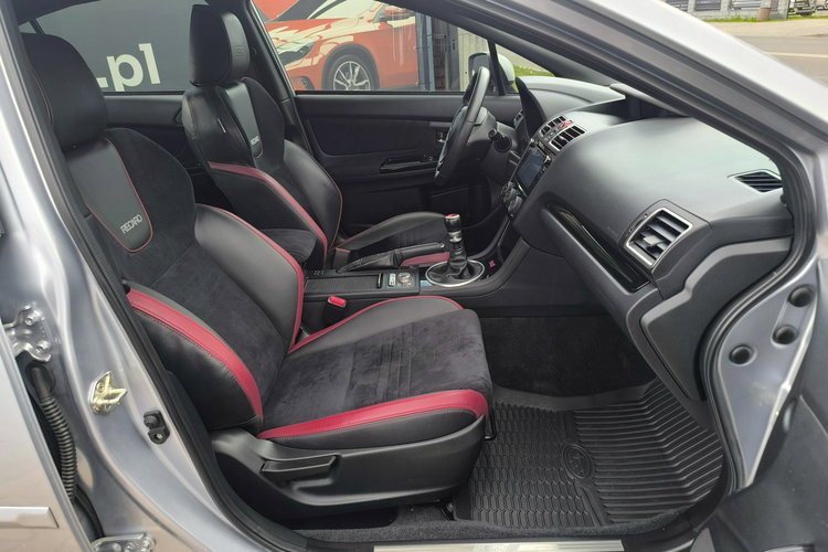 Subaru WRX STi 2.5 Turbo 314KM AWD Manual zdjęcie 36