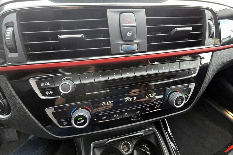 BMW 118 Polski salon automat zdjęcie 25