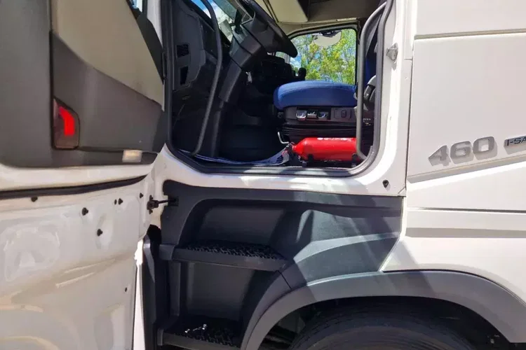 Volvo FH 460 I-SHIFT zdjęcie 14