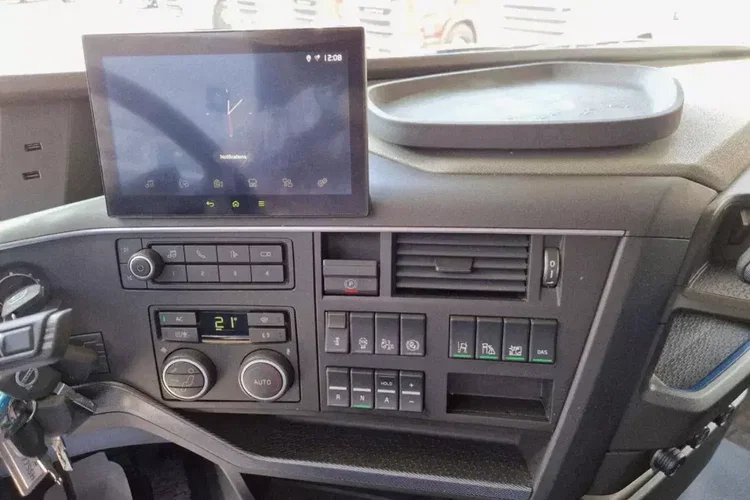 Volvo FH 460 I-SHIFT zdjęcie 17