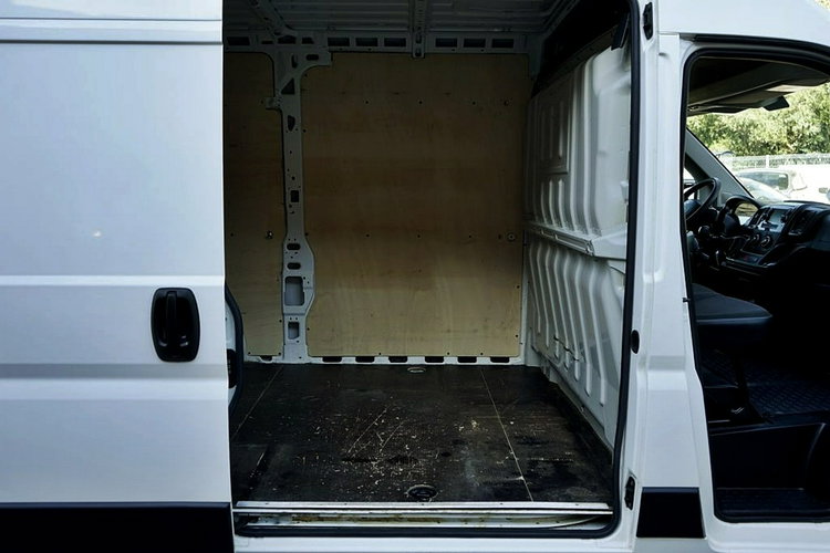 Peugeot Boxer 2,2HDI Klima, NAVI, 173tys.km, 2021r. zdjęcie 22