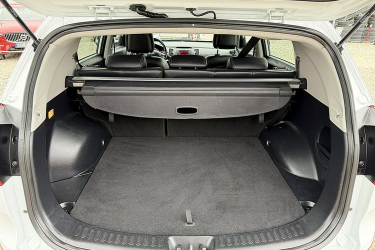 Kia Sportage 2.0i 4x4 Climatronic PDC Gwarancja zdjęcie 14